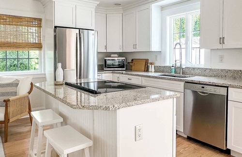 Edgartown House | Luxury Living in Downtown Edgartown w/ Heated Pool
