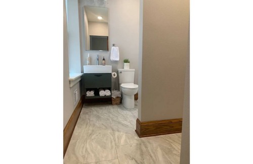 Le Mars Apartment | Luxury Living in Downtown Le Mars