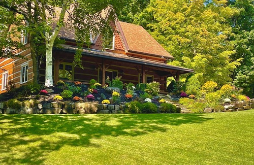 Meaford House | Luxury Log Home, Southern Georgian Bay - Explore Blue Mountain to Tobermory