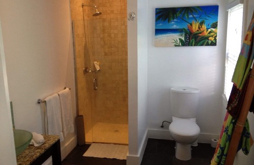 Marigot Bay Apartment | Luxury Marigot Bay Marina Apartment with free access to 5 star Resort facilities