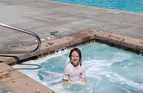 Moab House | Luxury Moab DTown 4Bd,3Bth,Sleeps15, Pool,Spa,Garage,Bikes,6Tvs,Low Fees,Parking