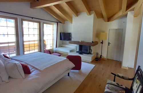 Saanen Ski Chalet | Luxury Modern Chalet in Gstaad