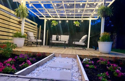 Fort Walton Beach House | Luxury Modern & Cute- Minutes to The White-Sand Beaches