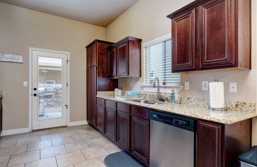Biggs Field House | Luxury Modern Home near Ft. Bliss and Airport