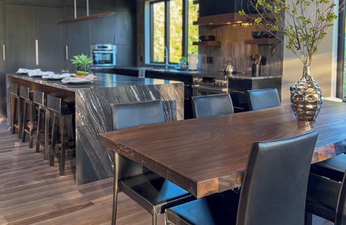 Brainerd House | Luxury-Modern Love Lake Retreat in Brainerd- Sleeps 10