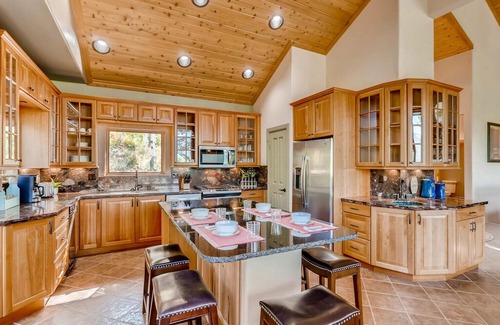 Hamilton Creek House | LUXURY MOUNTAIN HOME View’s/Hot Tub