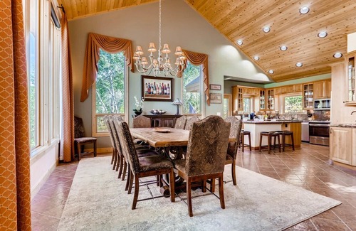 Hamilton Creek House | LUXURY MOUNTAIN HOME View’s/Hot Tub