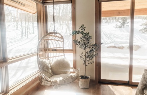 Silverthorne House | Luxury Mountain Retreat - pool+hot tubs