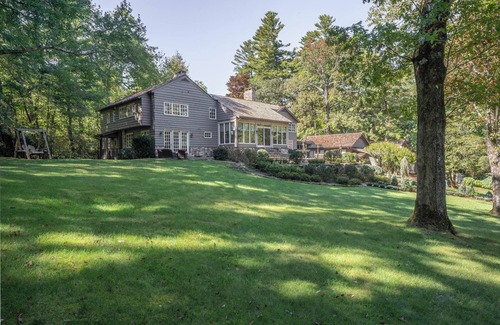 Highlands House | Luxury Mountain Retreat- Main House w/2 Guest Houses in Highlands, NC!