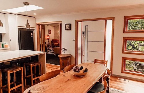 Mount Evelyn House | Luxury Mountain Valley Villa in Mt Evelyn
