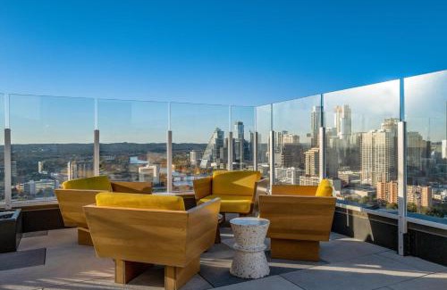 Rainey Street Historic District Apartment | Luxury Oasis on Rainy Street