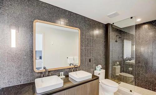 Rainey Street Historic District Apartment | Luxury Oasis on Rainy Street