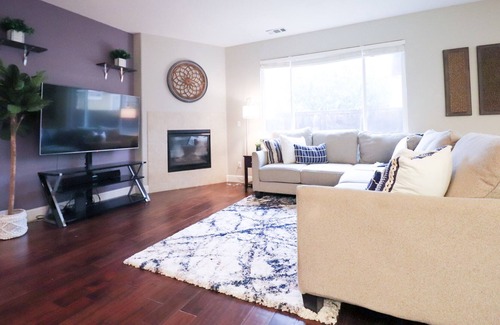 Fairfield House | Luxury Oasis with Private Cinema, Minutes from Napa Valley & Golf Courses
