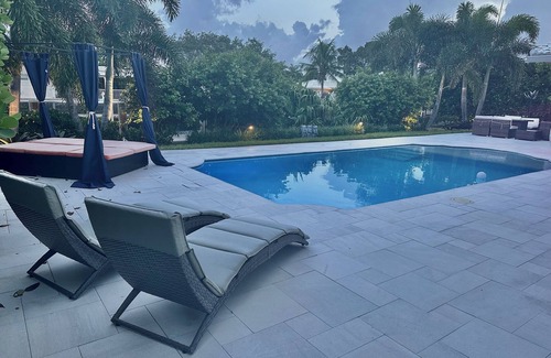 Coral Ridge Isles House | Luxury Oceanfront Oasis