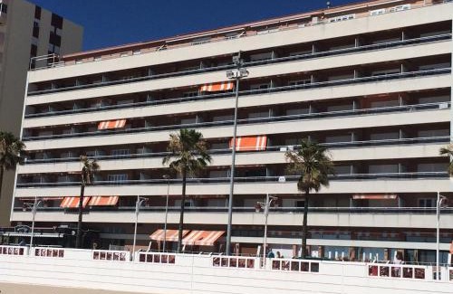 Cadiz Apartment | Luxury Oceanfront triplex in Cadiz