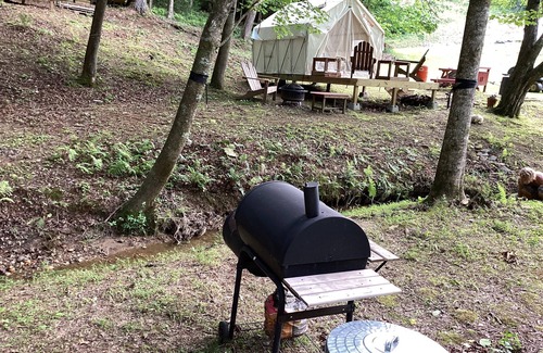 Turtletown RV Rental | Luxury Off Grid Camping at its finest