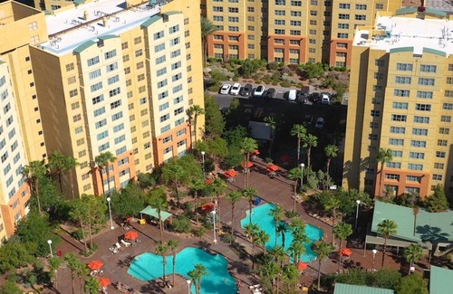 Enterprise Resort | Luxury One Bedroom and One Bathroom Unit with Full Amenities