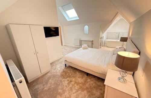 Newport Apartment | Luxury Penthouse Duplex