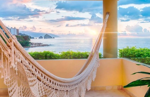 Villa de Guadalupe Hotel | Luxury Resort Living – 2BR/3BA Garza Blanca Suite for 6