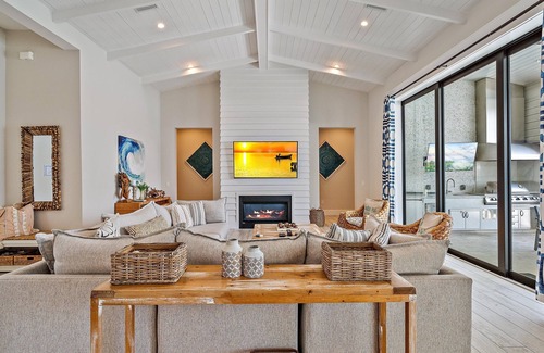 Saint Armands Key House | Luxury Resort-Like Home at St. Armands Circle and Lido Key Beach