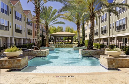 Braeswood Place House | Luxury Resort Style *westelm House* In Heart Of Tx Med Center & Nrg Stadium
