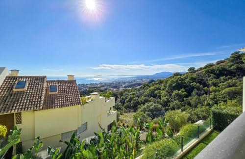 Marbella Apartment | Luxury Retreat in Los Monteros Marbella