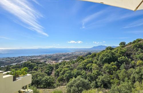 Marbella Apartment | Luxury Retreat in Los Monteros Marbella
