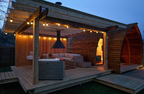 Leven Cabin | Luxury Rural Cabin with Wood Fired Hot Tub