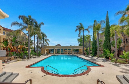 University City Condo | Luxury San Diego Suite Near Ocean!