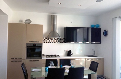 Qawra Apartment | Luxury Seafront Apartment With Pool