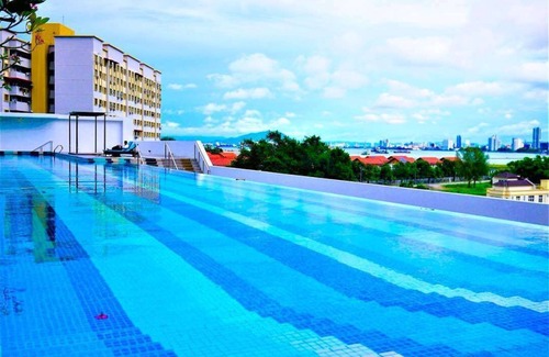 Seri Tanjung Pinang Apartment | Luxury Seaview Landmark Homestay @ Gurney Penang Island