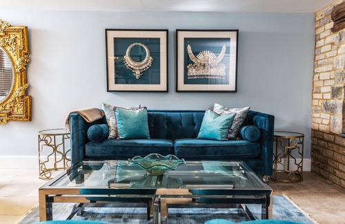 Painswick House | Luxury Self-Catered Barn Shared Ensuite with Bath
