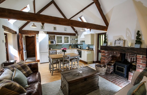 Fontwell House | Luxury self catering Barn Nr Goodwood.