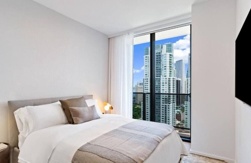 Downtown Miami House | Luxury Space with Fully-equipped Kitchens Near South Beach! Pets Allowed, Pool