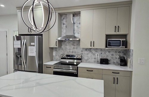 Burnaby House | Luxury spacious 4 bedroom family home in central Burnaby.