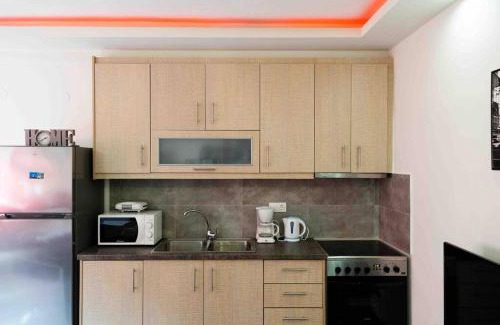 Vardaris Apartment | Luxury studio in downtown (1)
