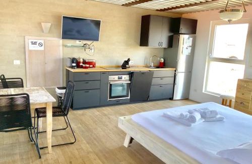 Ponte Seveso Apartment | LUXURY STUDIO UNIQUE VIEW NEAR MAIN STATION