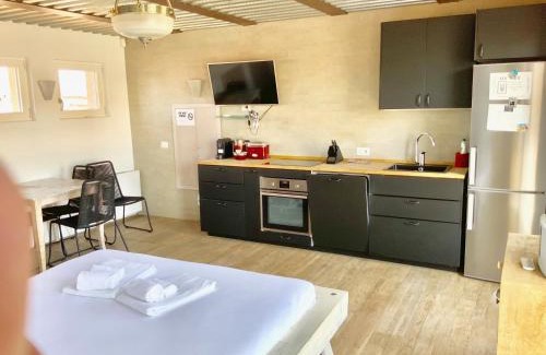 Ponte Seveso Apartment | LUXURY STUDIO UNIQUE VIEW NEAR MAIN STATION