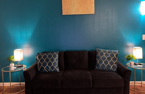 North Burnet Apartment | Luxury Style Retreat