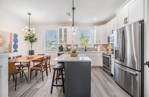 Tampa Heights House | Luxury Stylish 3BR Oasis - Downtown Tampa Retreat