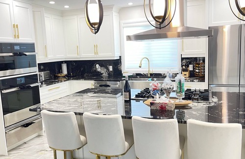 Sudbury House | Luxury Sudbury Lake house