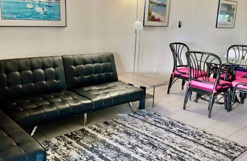 Red Hook Resort | Luxury Suite on the Sand @ Sapphire Beach Resort I
