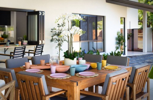 Trinity Park House | Luxury Sunny Oasis: Pool, SUV Hire, Near Marina