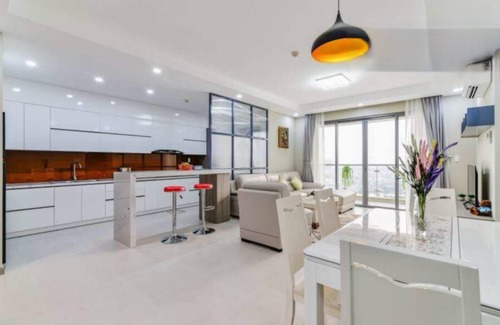 District 4 Apartment | Luxury The Goldview Apartment - Saigon Center Riverside