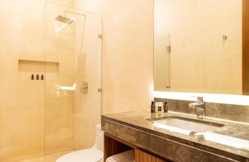 Zama Apartment | Luxury Three Bedroom Jungle Suite Private Pool TL19