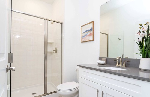Campbell House | Luxury townhome near Disney