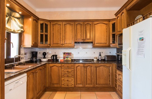 Santanyi Villa | Luxury villa 330m2,pool, free WIFI, lerge garden and love