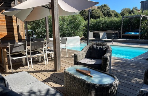 Pinarellu Villa | Luxury villa 9 pers heated pool, spa and hotel services
