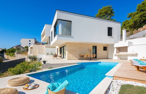 Gradac Villa | Luxury Villa Azul Makarska with a private pool and sea view