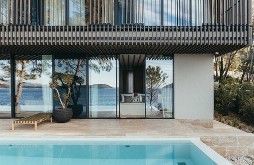 Island Hvar Villa | Luxury Villa Bay with Heated Pool